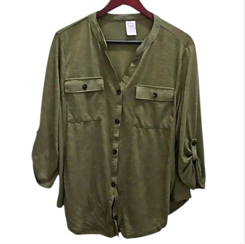 No Boundaries Army Green Roll Tab Sleeve Plus Size top Size 3X - Picture 8 of 8